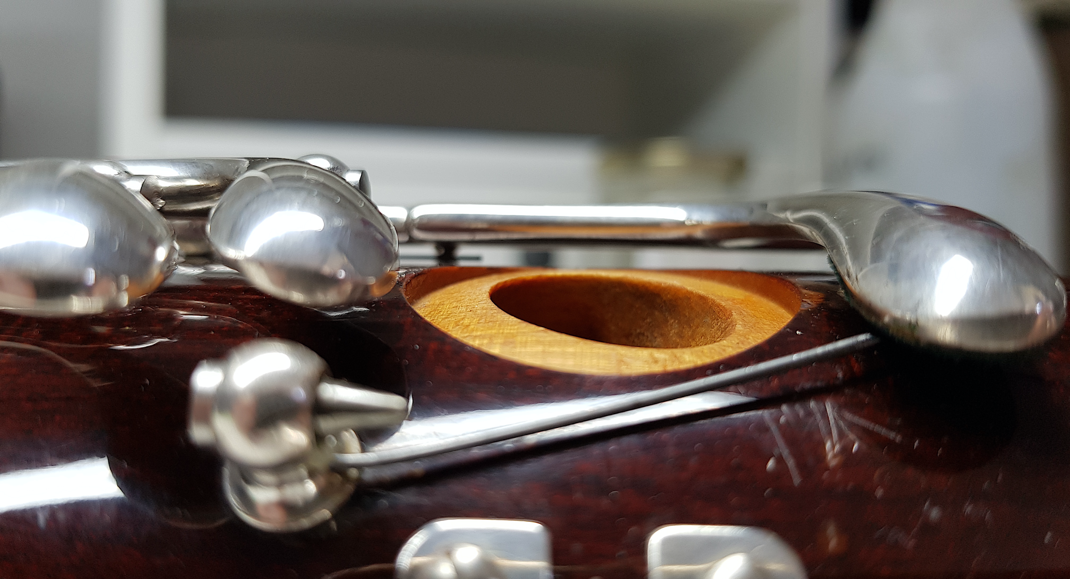 Bassoon tonehole
